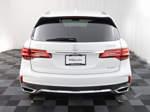 Used 2020 Acura MDX SH-AWD image 16