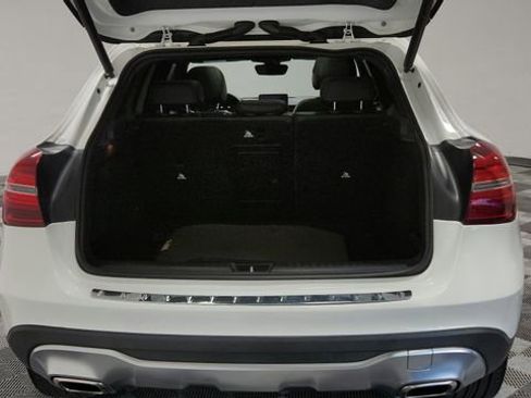 Used 2020 Mercedes-Benz GLA 250 4MATIC image 21