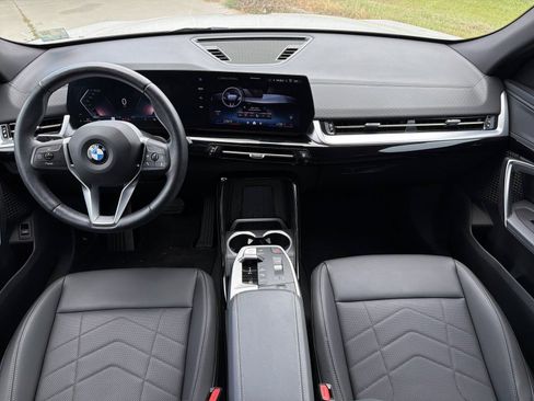 Certified 2025 BMW X2 xDrive28i AWD/4WD image 14