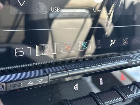 New 2026 GMC Hummer EV SUV image 17