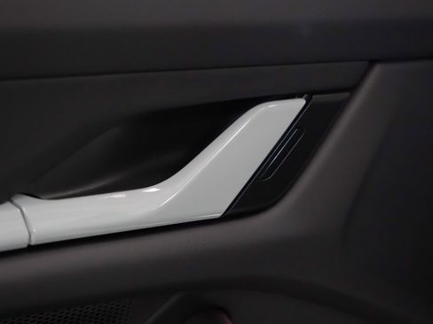 New 2026 Porsche Taycan image 16