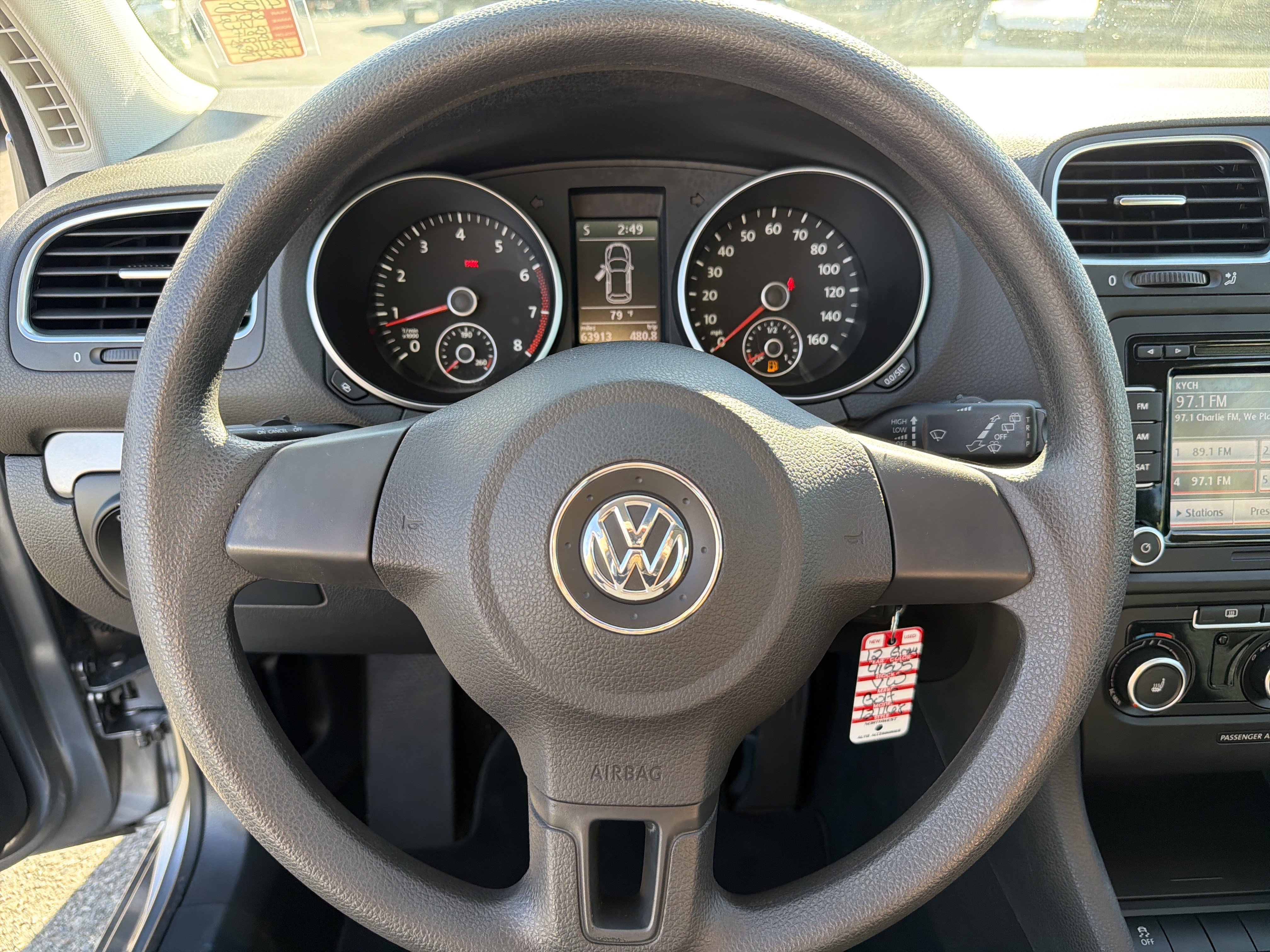 Used 2012 Volkswagen Golf 2-Door FWD image 13