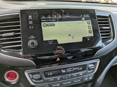 Used 2022 Honda Pilot Elite image 25