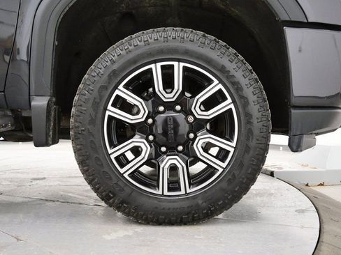 Used 2020 GMC Sierra 2500 AT4 w/ AT4 Premium Package image 35