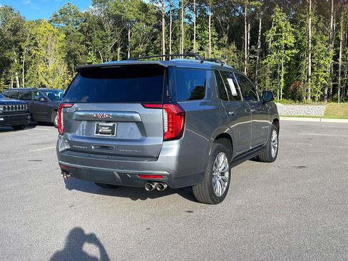 Used 2021 GMC Yukon Denali w/ Denali Premium Package AWD/4WD image 7