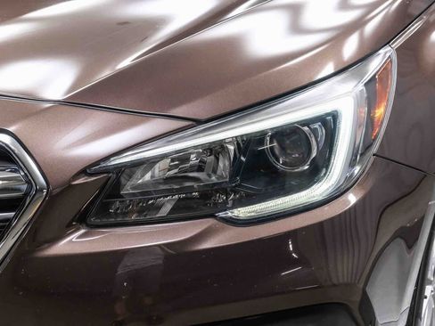 Used 2019 Subaru Outback 2.5i Premium AWD/4WD image 12
