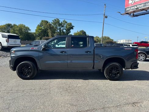 Used 2021 Chevrolet Silverado 1500 LT Trail Boss w/ Bed Protection Package AWD/4WD image 2