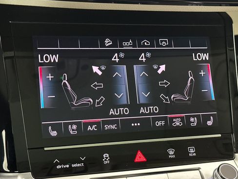 Used 2019 Audi e-tron Premium Plus image 20