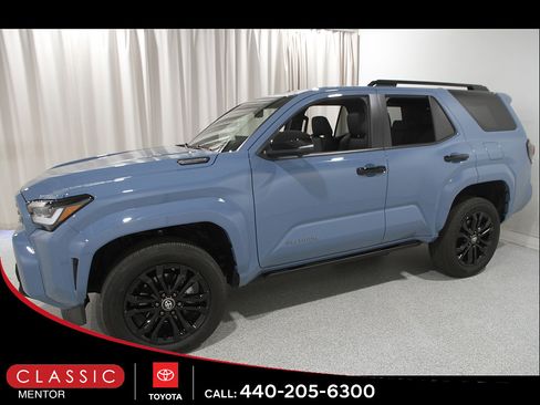 Used 2026 Toyota 4Runner Platinum AWD/4WD image 3