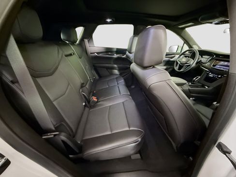 Used 2024 Cadillac XT5 Premium Luxury image 27
