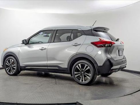 Used 2020 Nissan Kicks SR image 6