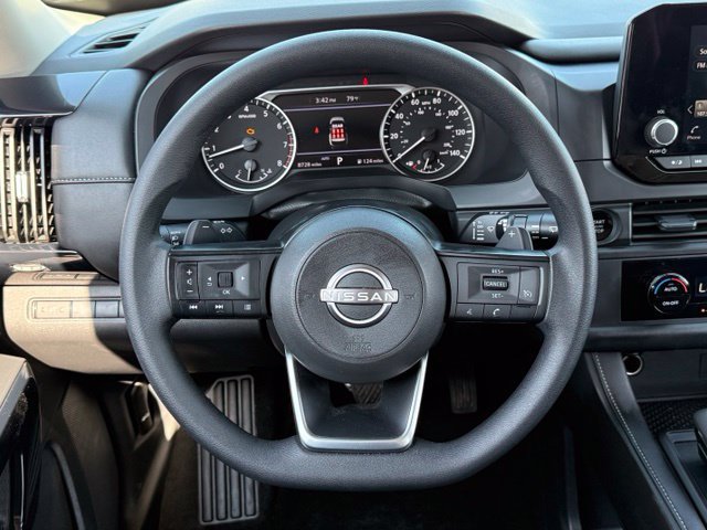 Certified 2025 Nissan Pathfinder S AWD/4WD image 14