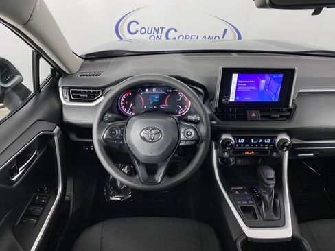 Certified 2025 Toyota RAV4 XLE AWD/4WD image 17