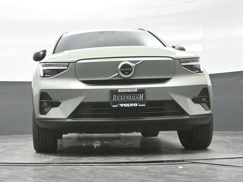 Used 2023 Volvo XC40 Recharge Ultimate image 25
