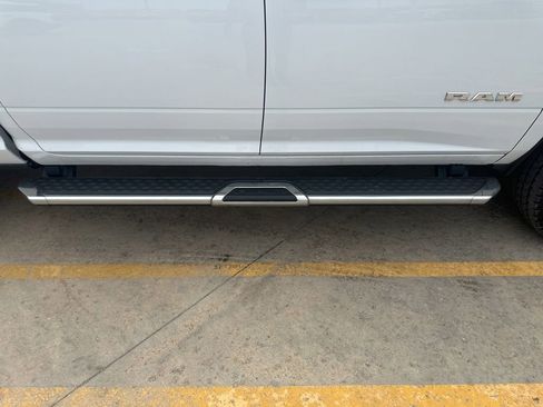 Used 2020 RAM 2500 Big Horn AWD/4WD image 31