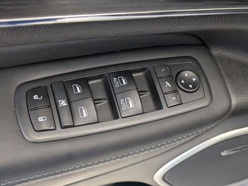 Used 2020 Jeep Grand Cherokee Summit w/ Skid Plate Group image 12