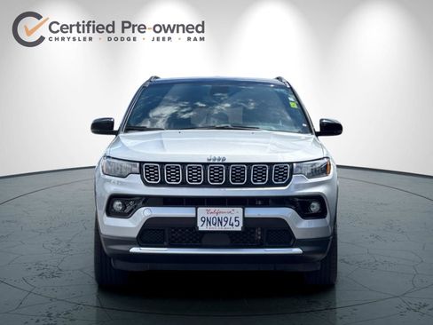 Certified 2025 Jeep Compass Limited AWD/4WD image 9