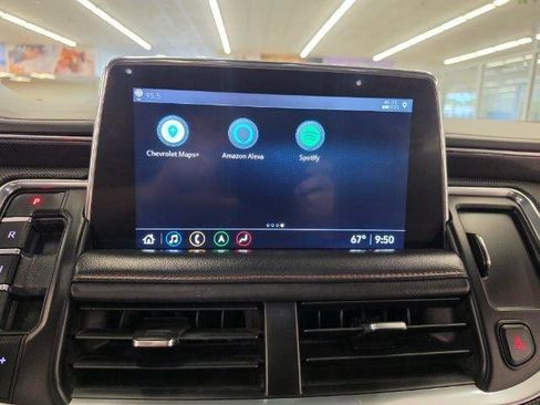Used 2021 Chevrolet Tahoe RST w/ Luxury Package AWD/4WD image 20
