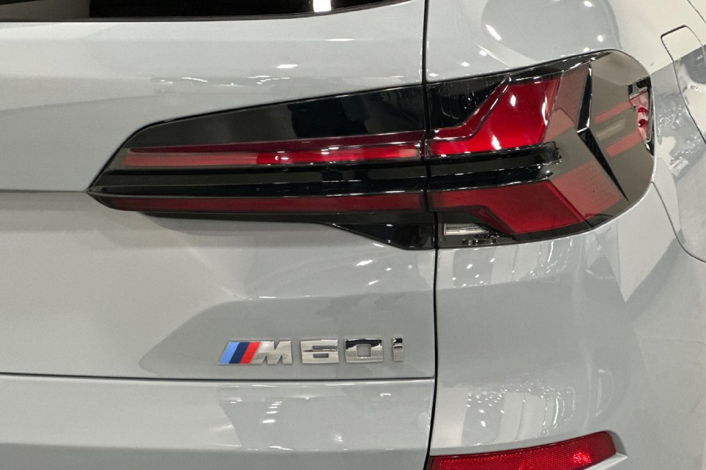 Certified 2024 BMW X5 M60i AWD/4WD image 34