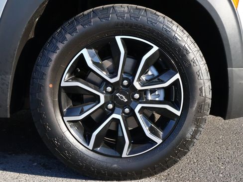 New 2026 Chevrolet TrailBlazer ACTIV w/ Convenience Package FWD image 25