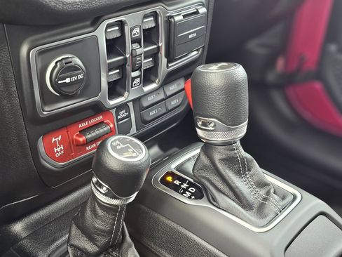 New 2026 Jeep Wrangler Unlimited Sport AWD/4WD image 15