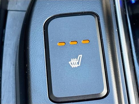 Used 2018 Hyundai Santa Fe Sport w/ 2.4L Value Package 02 image 19