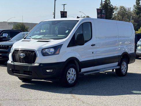 Used 2024 Ford Transit 250 Low Roof w/ Exterior Upgrade Package RWD image 3