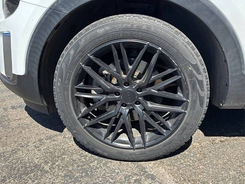 Used 2020 Kia Telluride S w/ S 8 Passenger Seating Package image 18