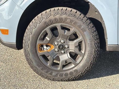 Used 2025 Ford Maverick Tremor image 23