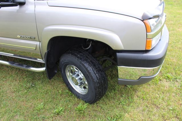 Used 2003 Chevrolet Silverado 2500 LT RWD image 6
