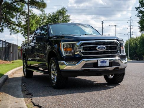Used 2023 Ford F150 XLT w/ Equipment Group 302A High AWD/4WD image 3