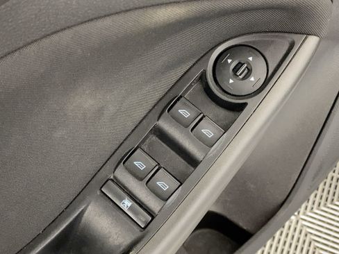 Used 2016 Ford Focus SE w/ Equipment Group 201A image 22