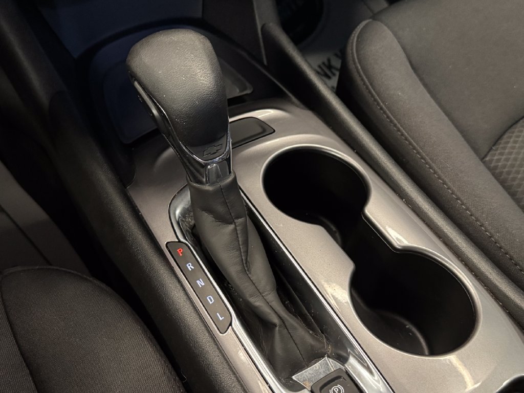 Used 2023 Chevrolet Malibu LS w/ LPO, Floor Liner Package FWD image 16