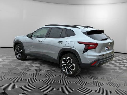 New 2026 Chevrolet Trax RS w/ Driver Confidence Package image 5