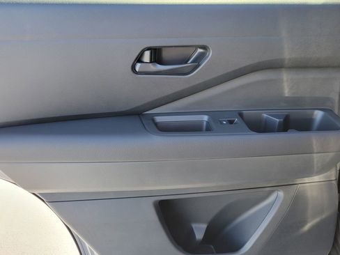 New 2025 Nissan Pathfinder SV w/ SV Premium Package image 28