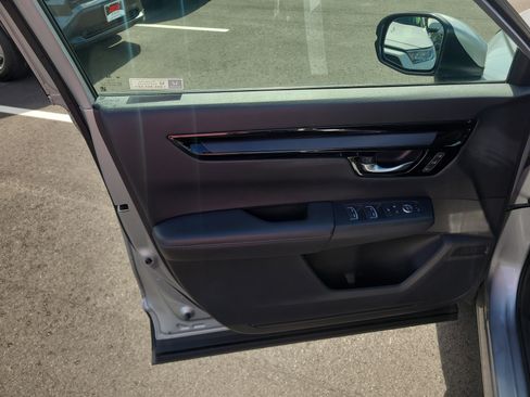 Used 2024 Honda CR-V EX-L image 15