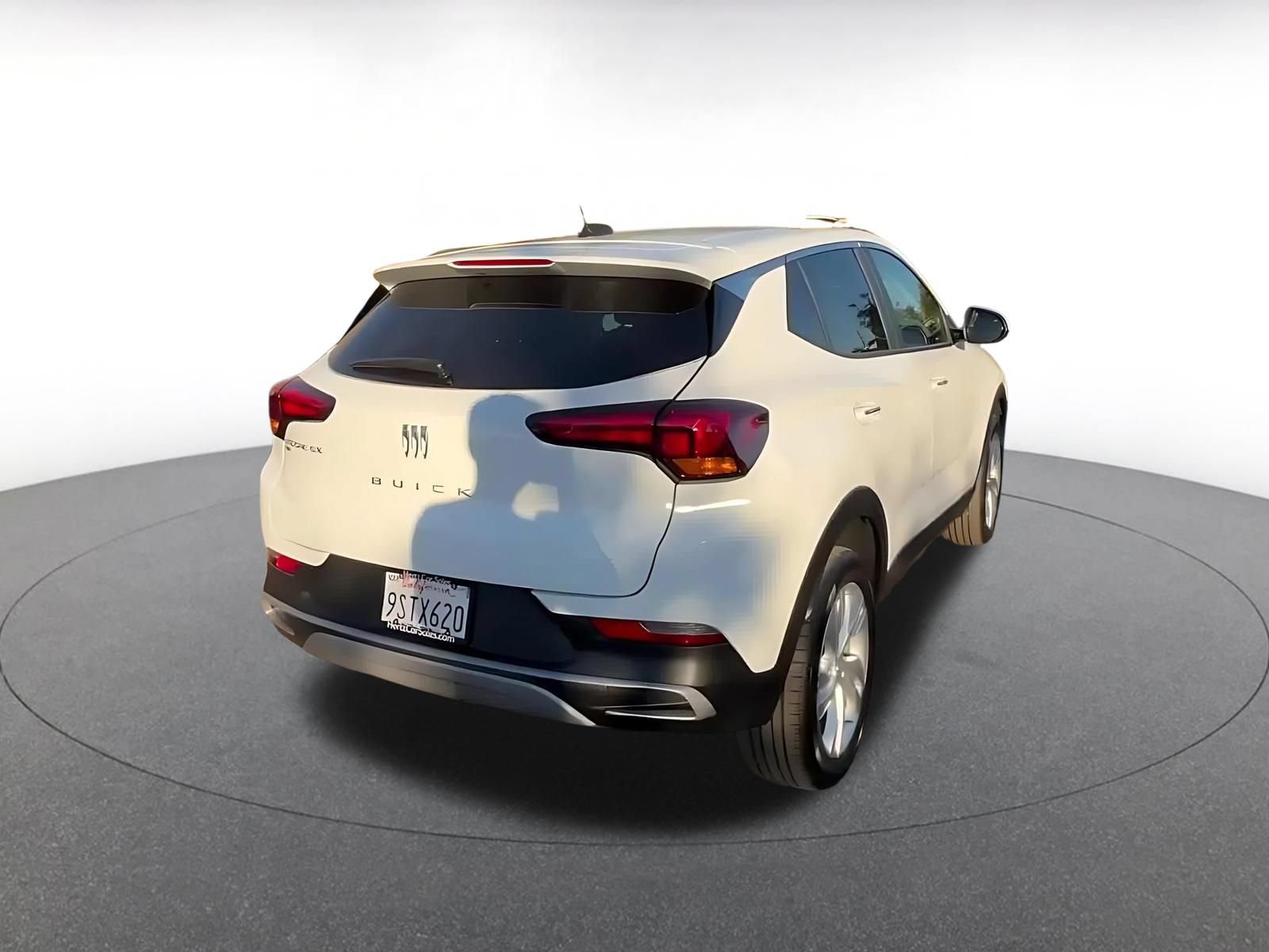 Used 2025 Buick Encore GX Preferred AWD/4WD image 13
