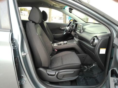 Used 2019 Hyundai Kona SEL image 18