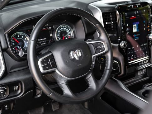 Used 2022 RAM 1500 Big Horn RWD image 4