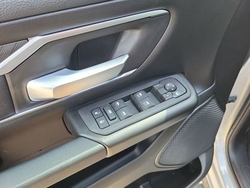 New 2026 RAM 1500 4x4 Crew Cab image 15