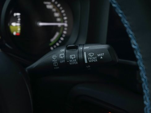 Used 2024 Jeep Wrangler High Altitude image 24