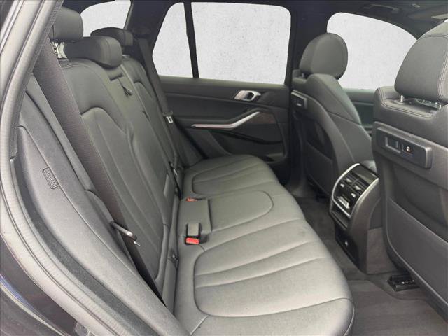 Used 2021 BMW X5 sDrive40i w/ Convenience Package RWD image 21