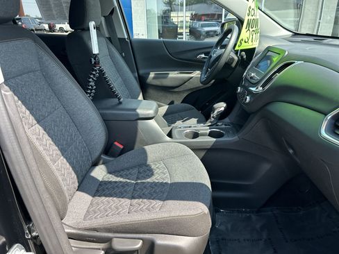 Used 2024 Chevrolet Equinox LT image 19