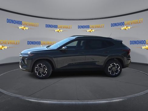 New 2026 Chevrolet Trax LT FWD image 5