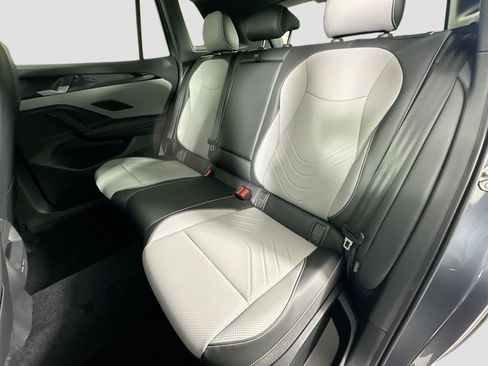 New 2026 Volkswagen Tiguan SE R-Line image 23