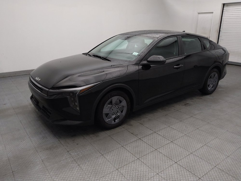 Used 2025 Kia K4 FWD image 2