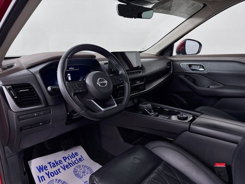 Used 2023 Nissan Rogue Platinum w/ Platinum Premium Package AWD/4WD image 9