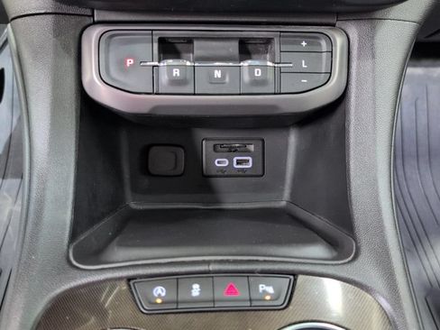 Used 2023 GMC Acadia AT4 w/ GMC Pro Grade Package AWD/4WD image 15