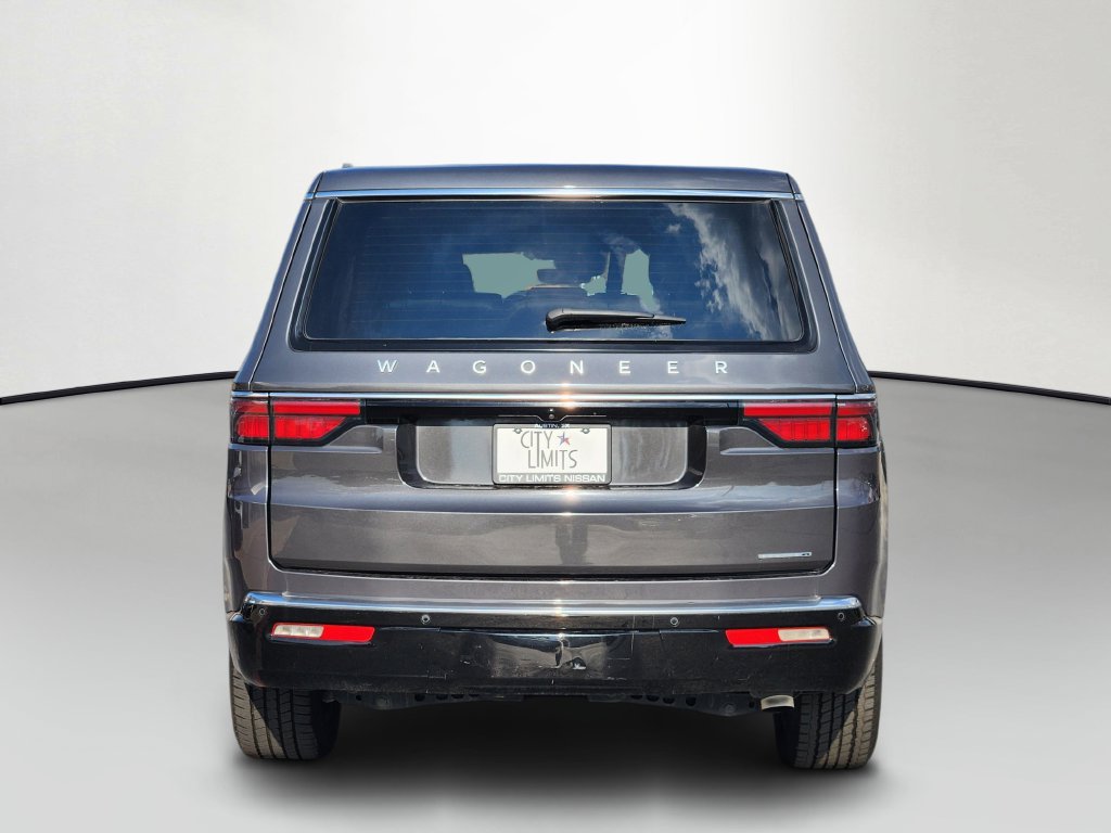 Used 2024 Jeep Wagoneer Series II w/ Flexible Seating Group AWD/4WD image 6