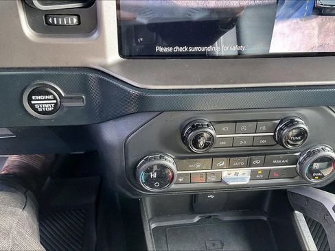 Used 2023 Ford Bronco Outer Banks AWD/4WD image 15